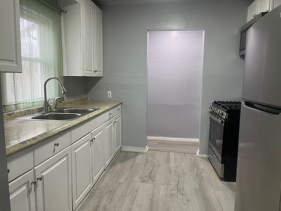 3rd image of 44 Piedmont St #1