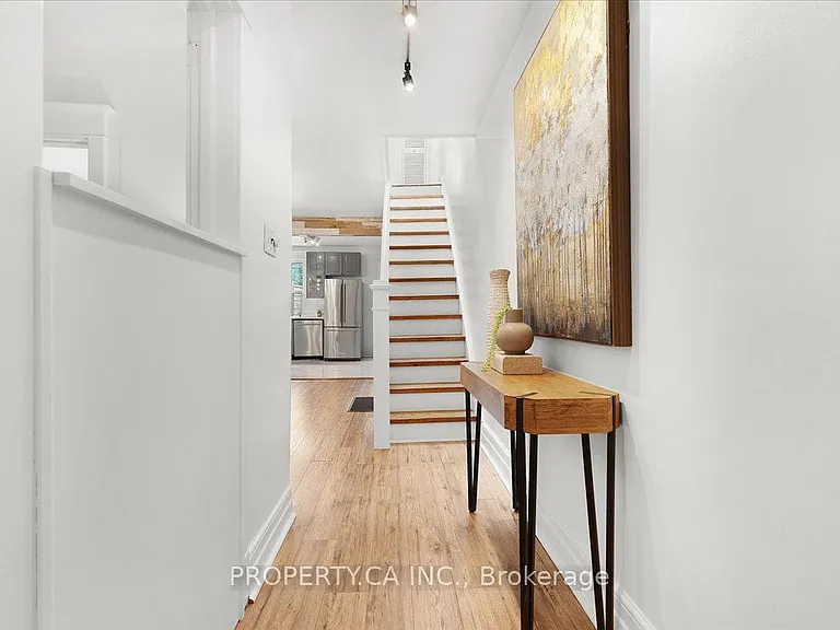 44 Beachview Cres — Photo 7