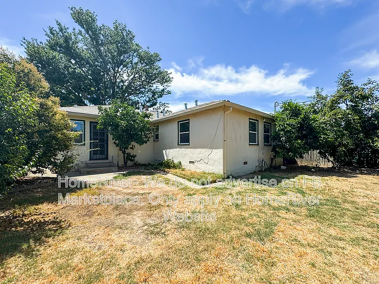 5645 Carmela Way — Photo 14