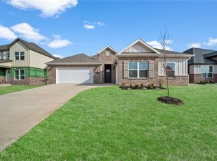 3811 SW Pecan Cir, Bentonville, AR 72713
