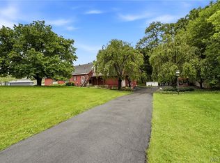 3 Maple Ave, Elba, NY 14058