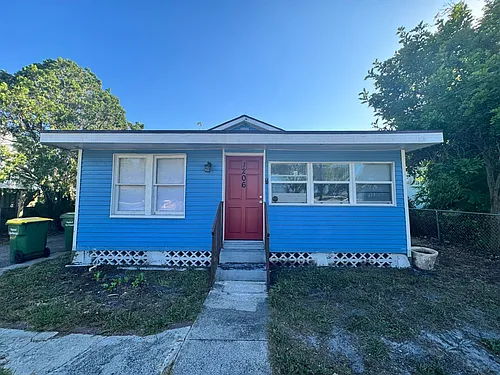 1206 Myrtle St Photo 1
