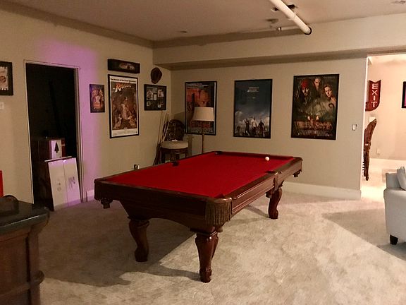 Pool room