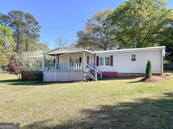 283 S 3rd St, Colbert, GA 30628