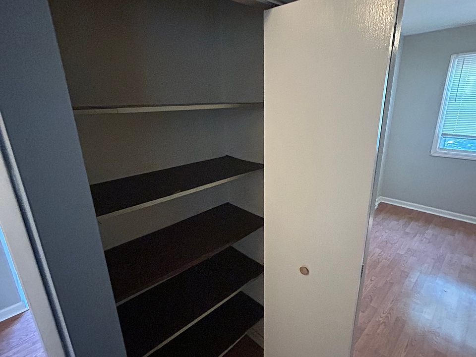 1st image of 120 Ivy Hill Ln Unit D