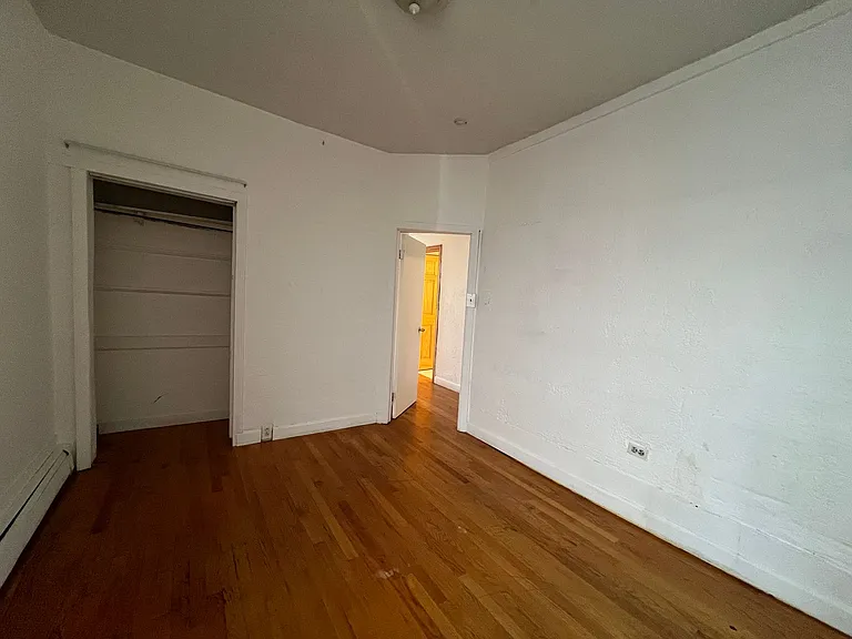 846 Huntington Ave #3 — Photo 3