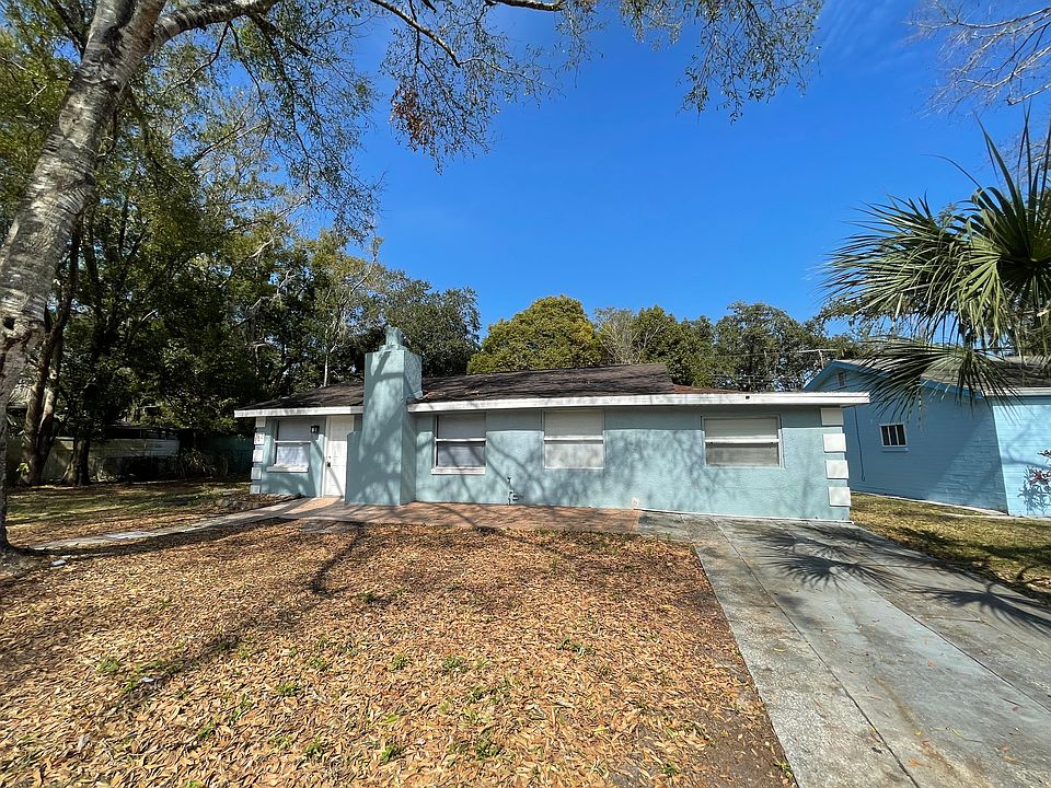 1st image of 832 Rosalia Dr