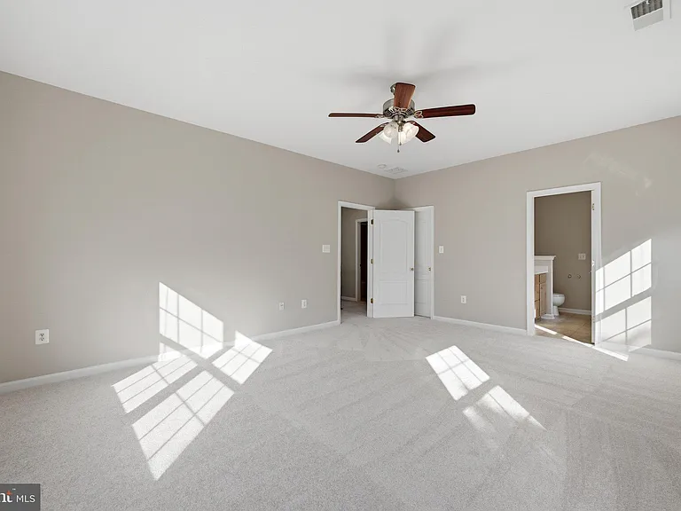 300 Kintyre Ln — Photo 20