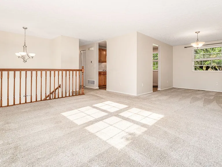 6501 Woodthrush Dr — Photo 3