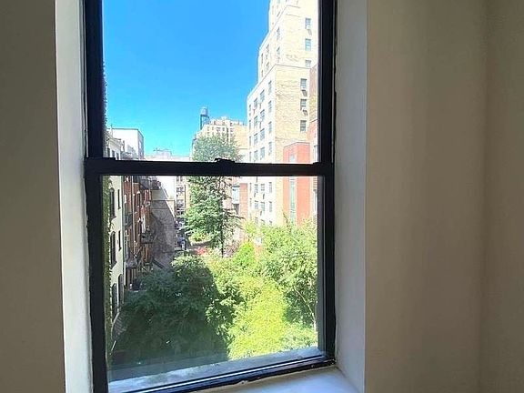 2nd image of 47 W 85th St #3BA