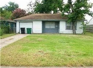 9711 San Carlos St, Houston, TX 77013