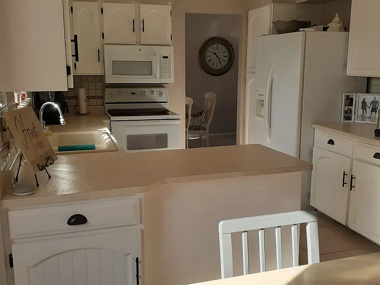 7914 W Quarto Ave — Photo 16