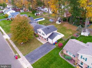 724 Wallace Dr, Warminster, PA 18974