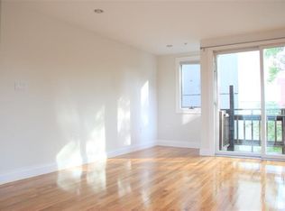 1124 Massachusetts Ave, Cambridge, MA 02138
