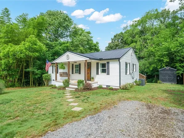161 Holman St, Mocksville, NC 27028