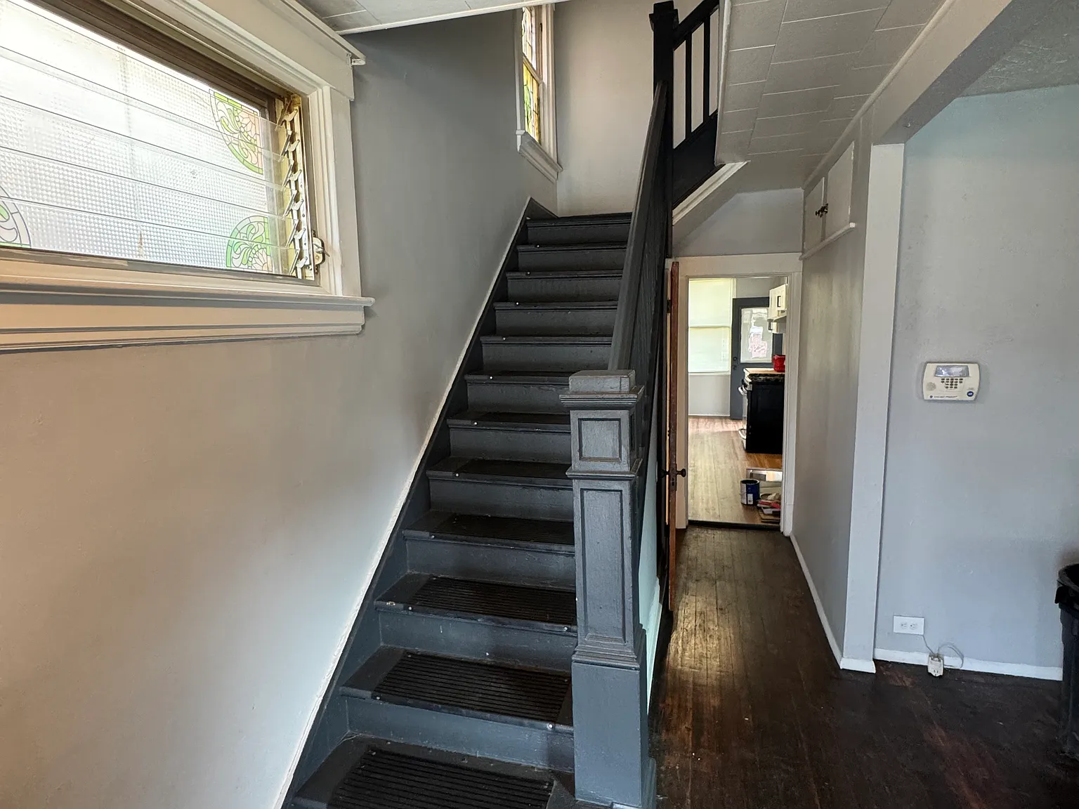 5 bed, 1.5 bath, 1457 sqft, $1,500 — Photo 2