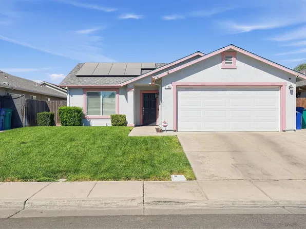 2136 W Pincay St, Merced, CA 95348