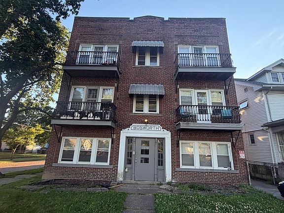 2nd image of 3438 Bosworth Rd APT 2