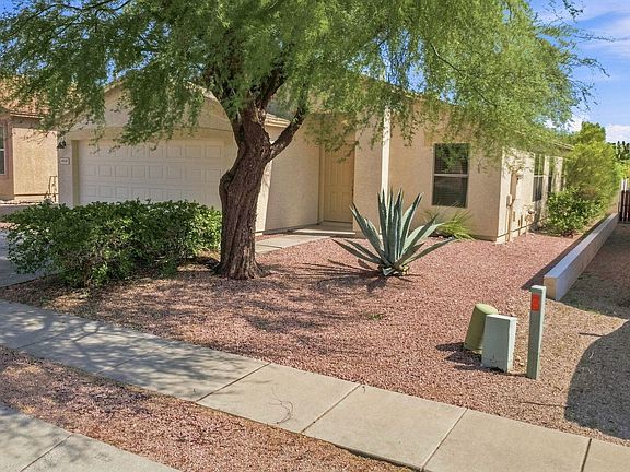 3rd image of 10018 E Rocky Vista Dr