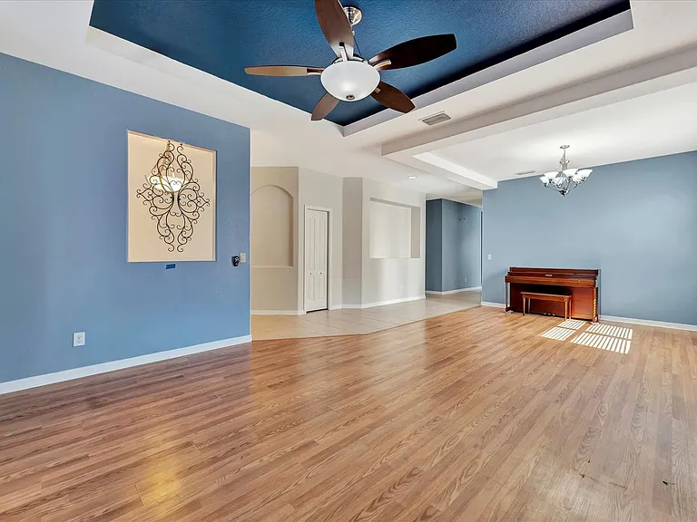 2159 Chenille Ct — Photo 5