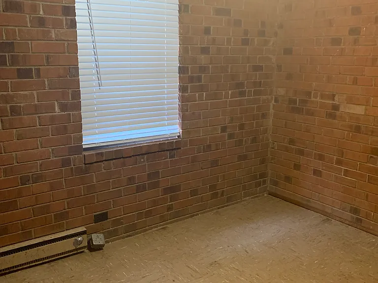 315 Phillips Ave #B — Photo 5
