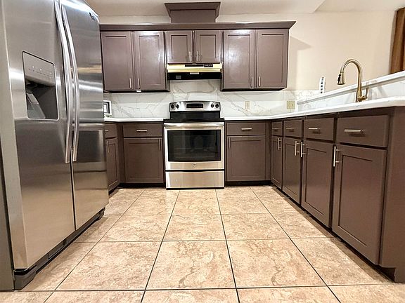 4th image of 2606 Alegria St
