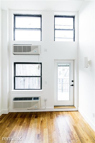 006_707_Hart_Street-10
