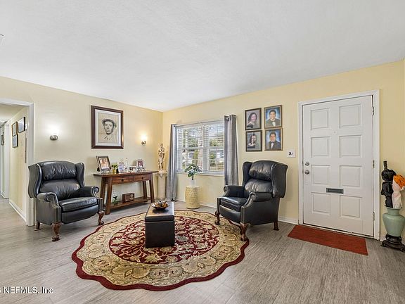 5th image of 7022 GAILLARDIA Road S