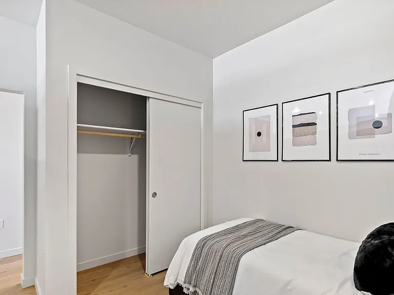 Main Ave Lofts — Photo 4