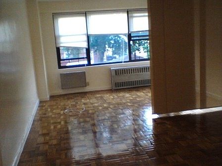 1st image of 16640 89th Ave
