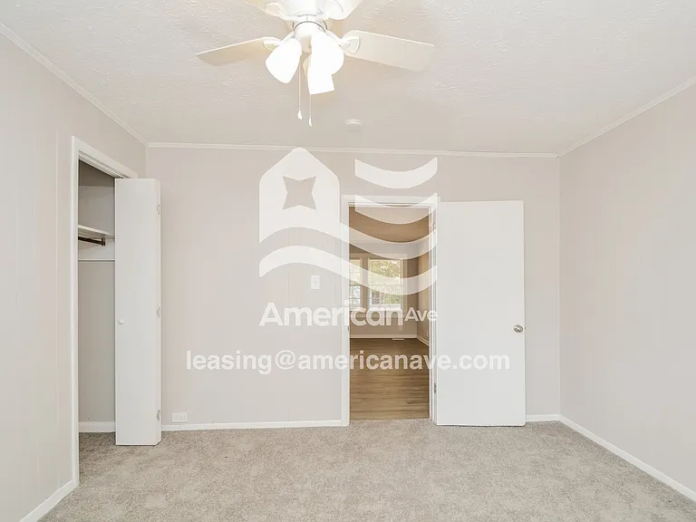 1774800_007_wm_-_main_bedroom_13322589.jpg