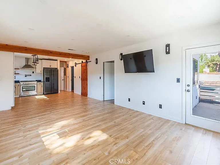 2495 Ivan Hill Ter #3 — Photo 4