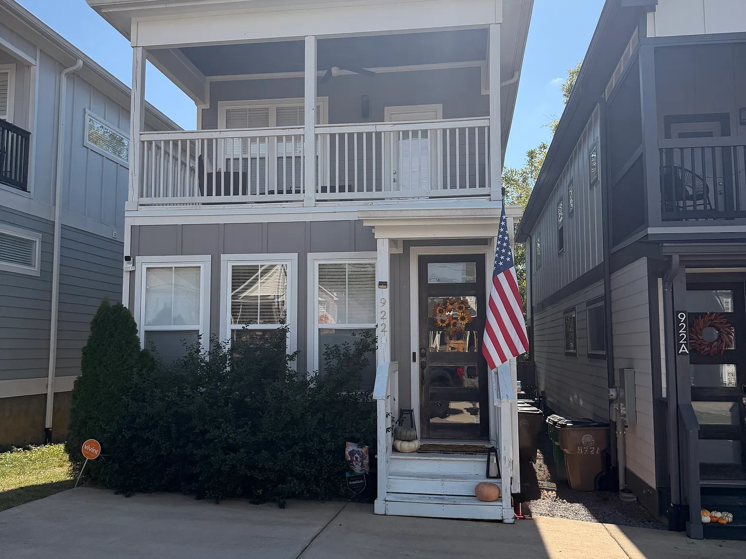 3 bed, 1850 sqft, $3,200 — Photo 1