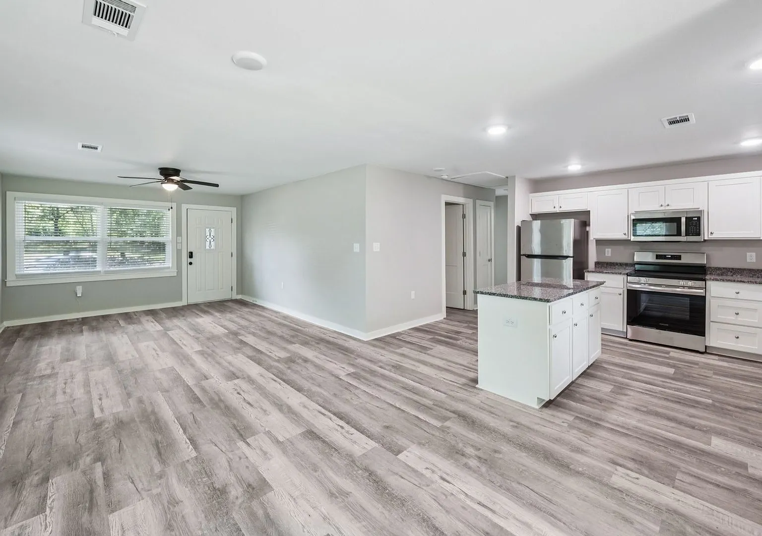 Charming 3BR House in Little Rock — Photo 3