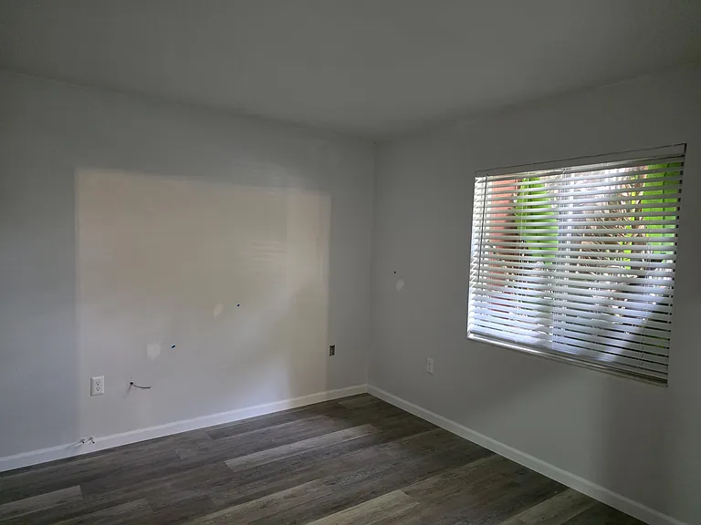 12337 Eastcove Dr — Photo 7