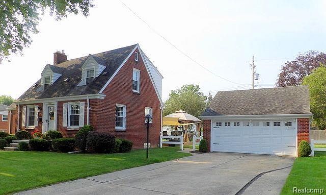 1st image of 15187 Cicotte Ave