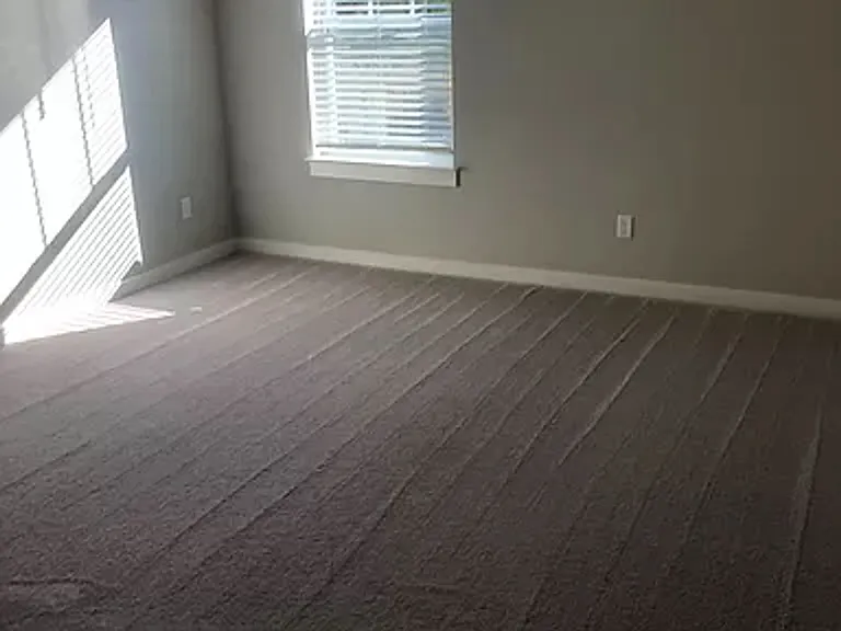 713 Mickelson Way — Photo 8