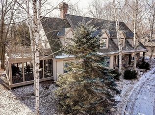 1279 Towhee Trl, Port Washington, WI 53074