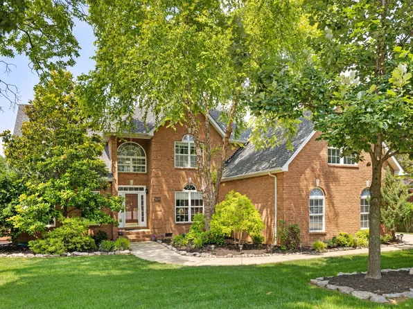 4702 Garcia Blvd, Murfreesboro, TN 37128