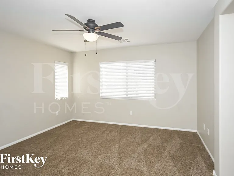 10611 Moss Lake St — Photo 8