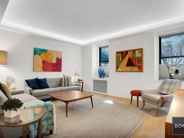 325 E 57th St APT 1A, New York, NY 10022