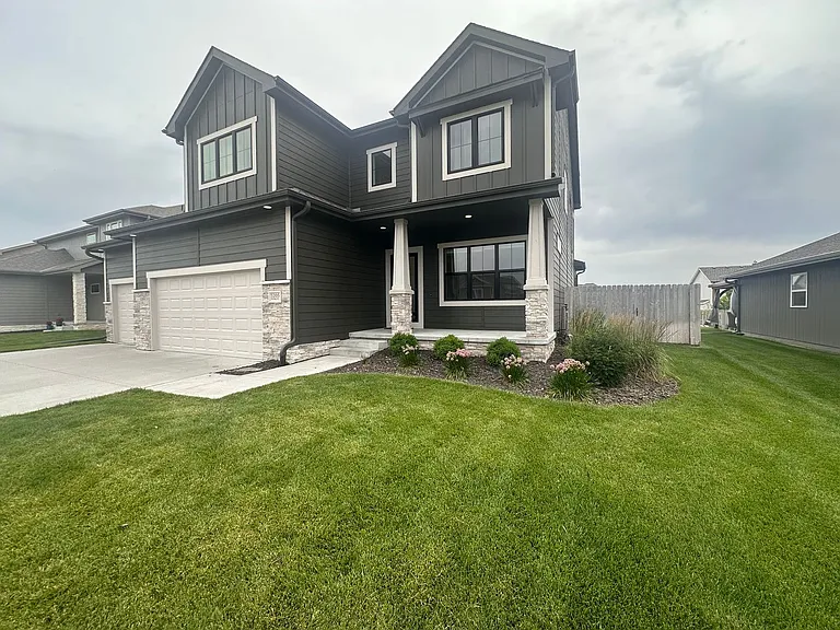 5205 Helwig Ave — Photo 2