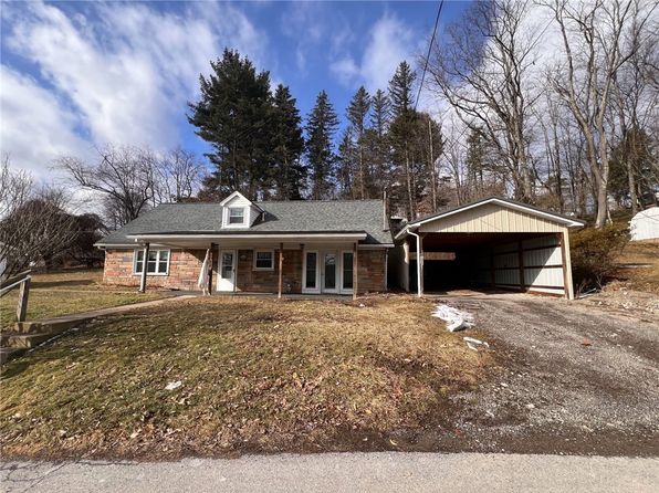 122 Catherine St, Punxsutawney, PA 15767