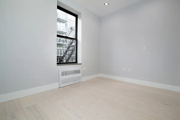 Rented by REAL New York | media 29