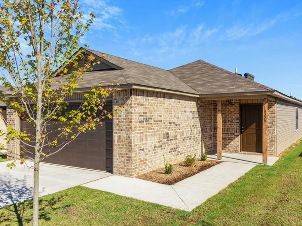 10229 Debbie Dr, North Little Rock, AR 72113