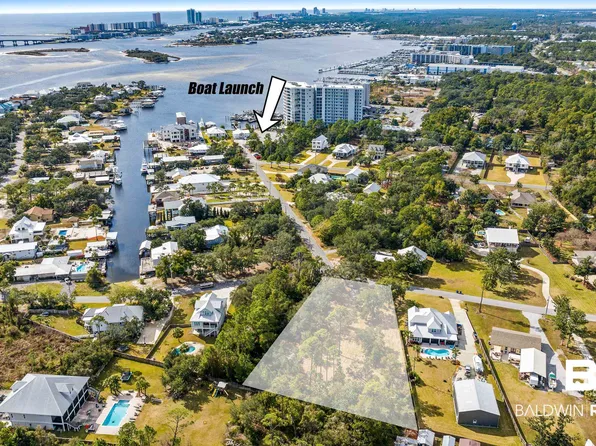 4798 Burkart Dr, Orange Beach, AL 36561