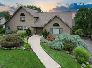 34 Rosenbrook Dr, Lincoln Park, NJ 07035