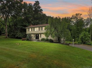 12 Sachem Rd, Seymour, CT 06483