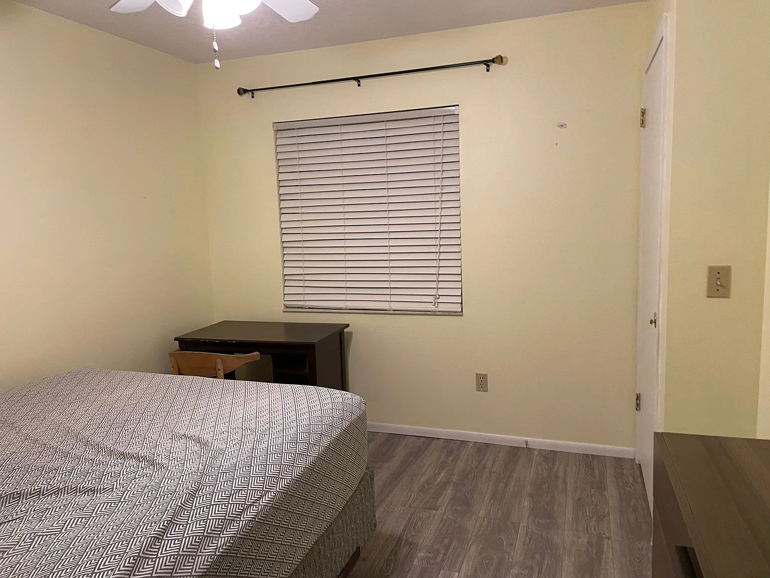 3 bed, 1777 sqft, $2,400 — Photo 3