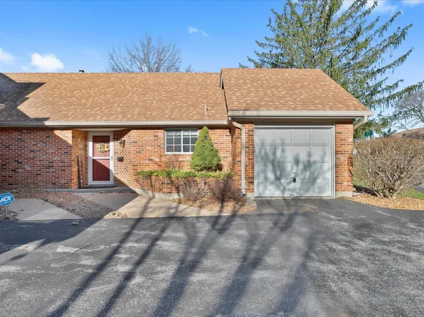 3721 Candlewyck Club Dr APT A, Florissant, MO 63034